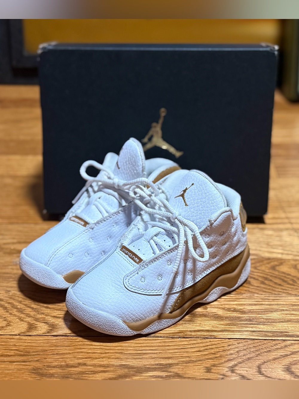 2023 Air Jordan 13 Retro TD “Wheat” Unisex (8C) Sneakers (EUC)